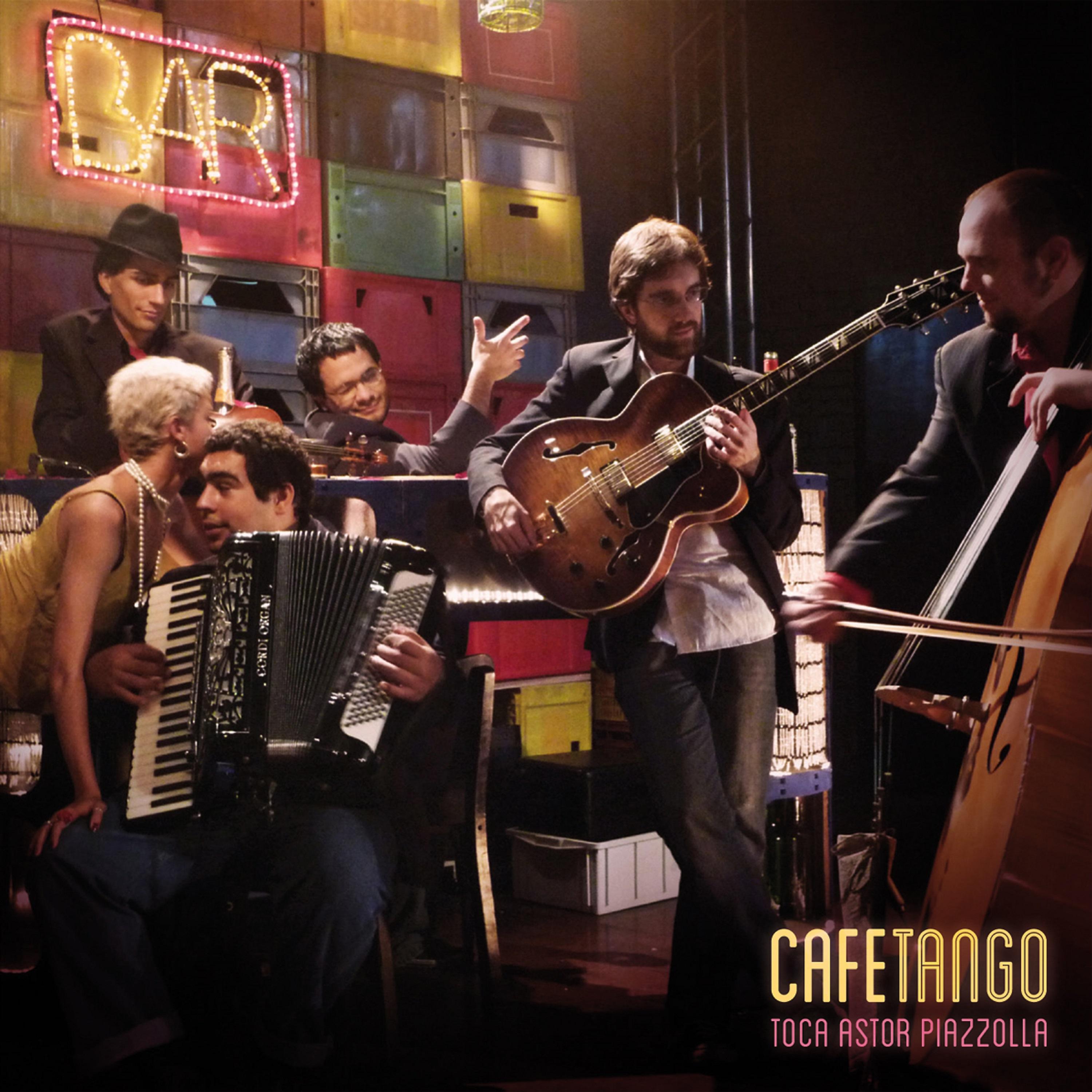Постер альбома Café Tango Toca Astor Piazzolla