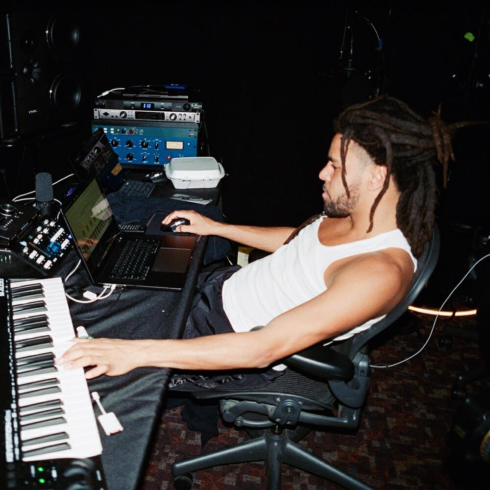 J. Cole - фото