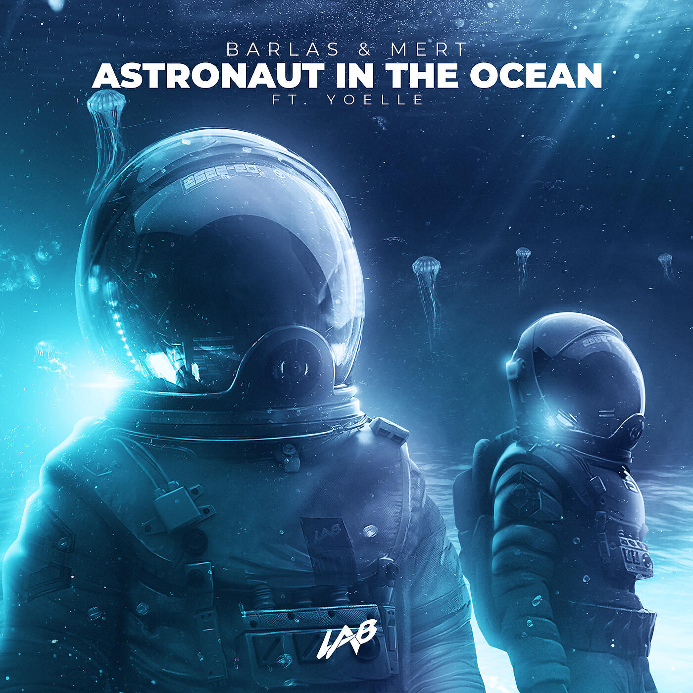 Barlas & Mert - Astronaut in the Ocean