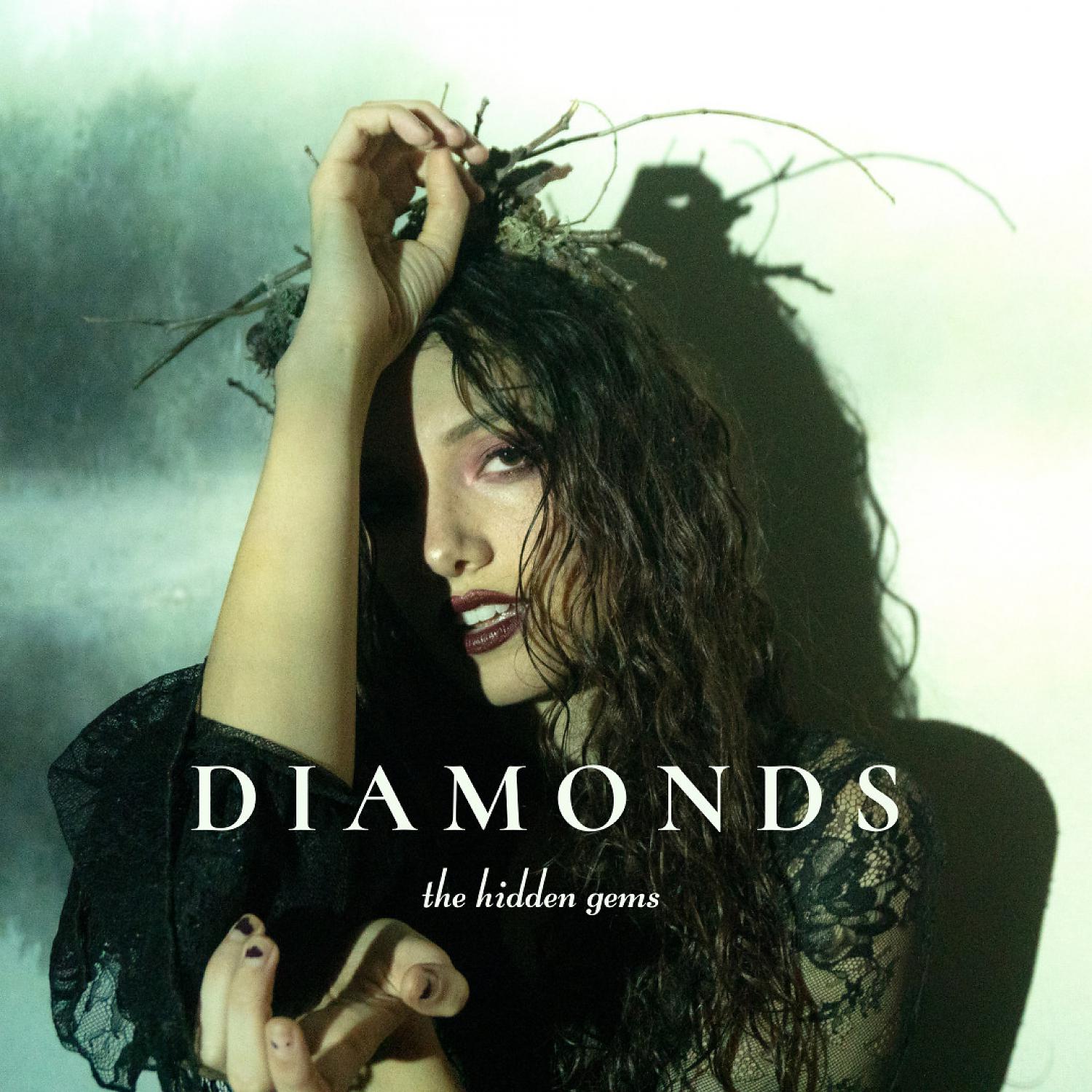 Постер альбома Diamonds (Acoustic)