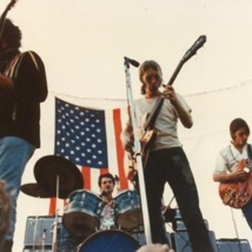 Grateful Dead - -02 Beat It On Down The Line
