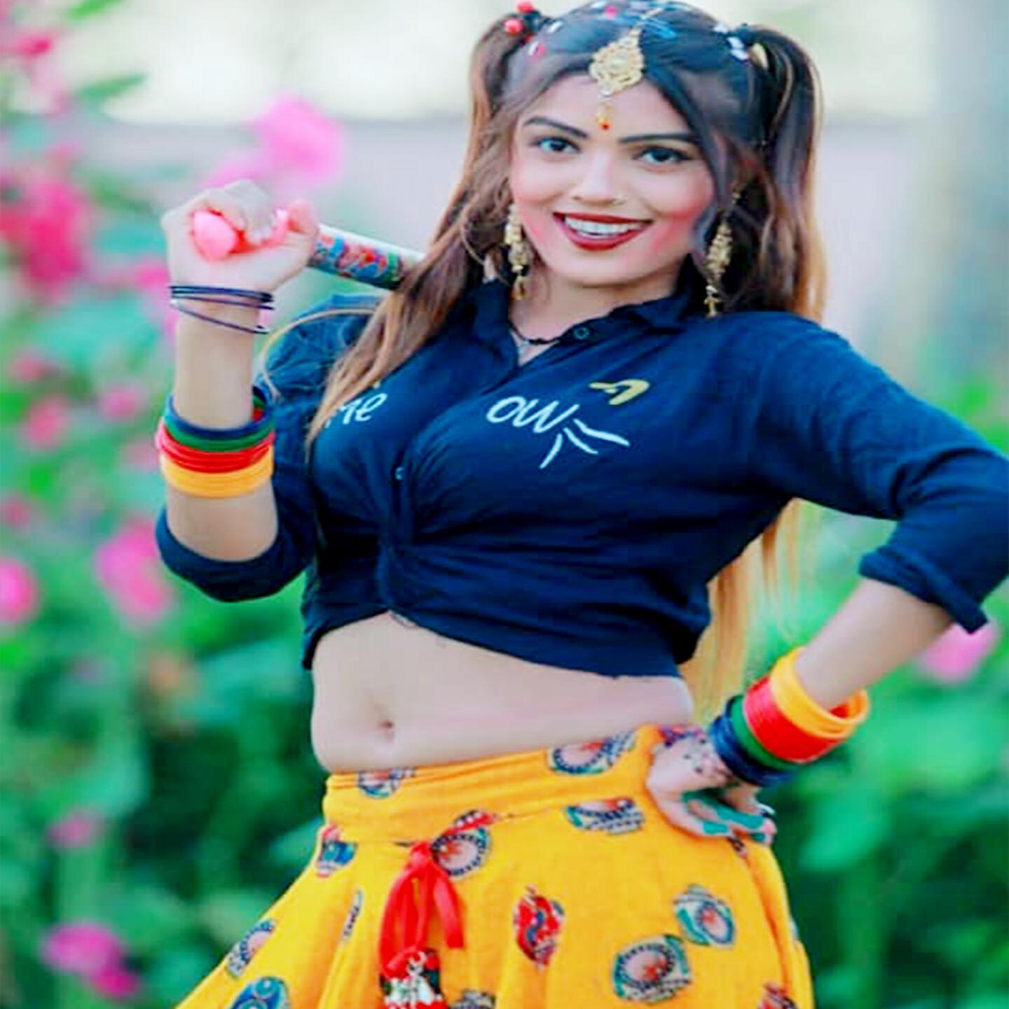 Vinod Gupta - Chala Angana Me Rangwa Lagaye Lihal Jaye