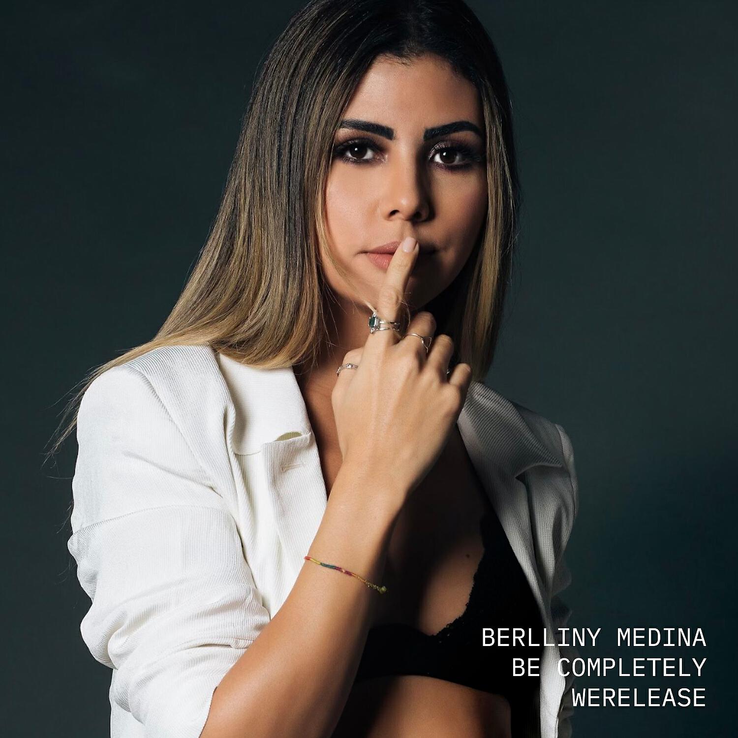 Berlliny Medina - Be Completely (Original Mix)