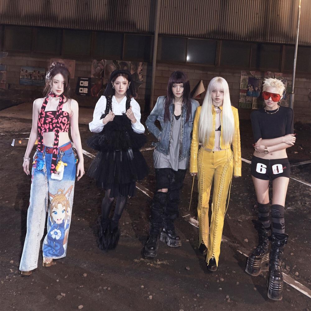Перевод песни джи айдл wife. (G)I-DLE. Плакаты g i-DLE. Постеры Джи Айдл. Камбэк Айдл