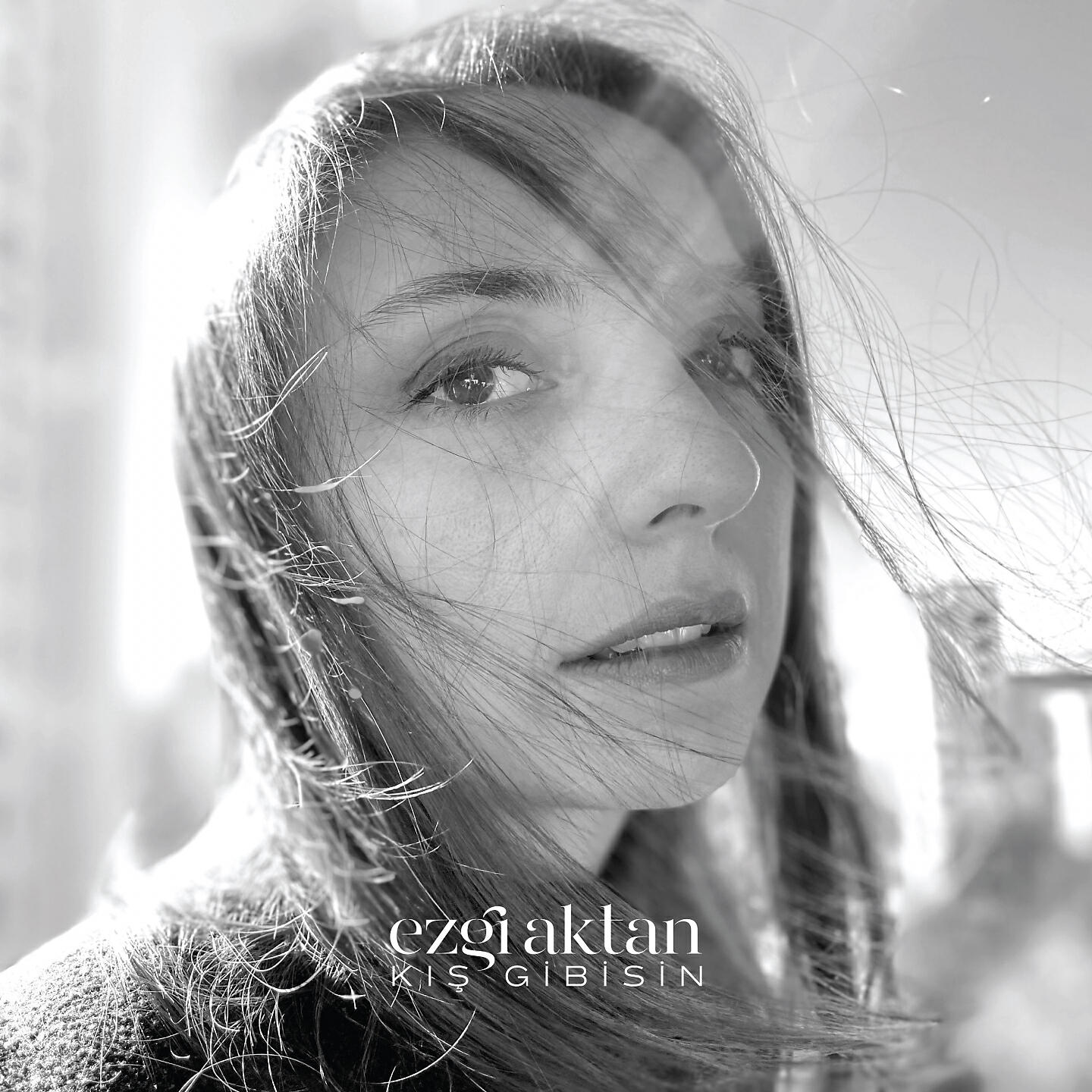 Ezgi Aktan - Kış Gibisin