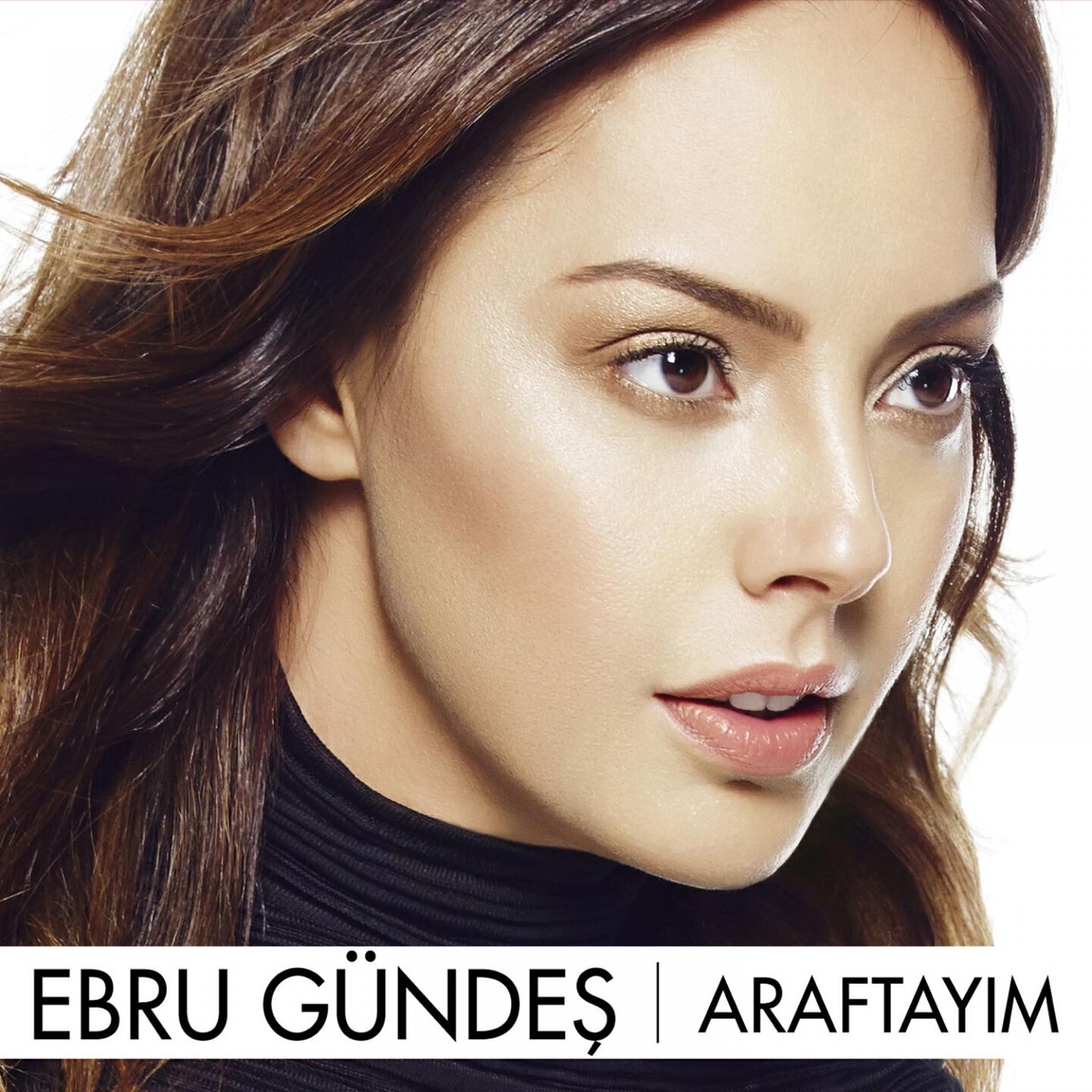 Ebru Gündeş - Soğuk Odalar