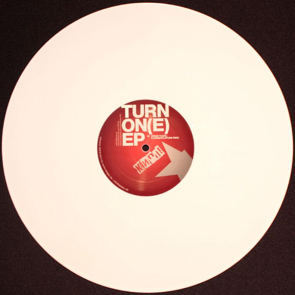 iPunk - Turn On(e) [Der Cube Remix]