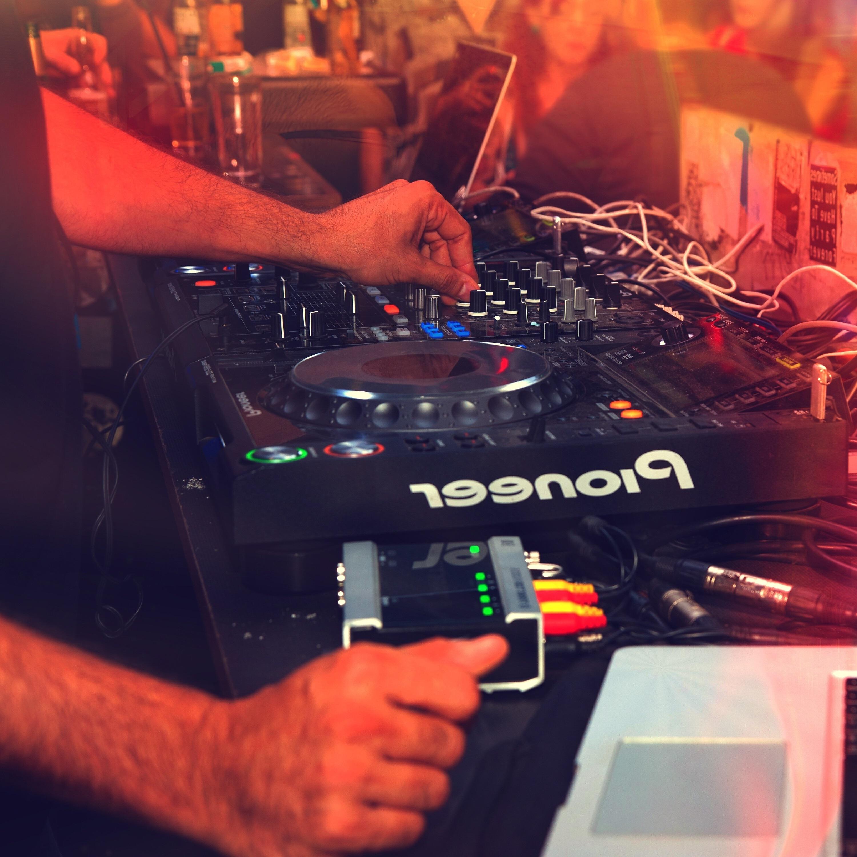 Танцевальная музыка, Музыка В Машину, Дискотека 90 х, Дискотека 80 х - Русская клубная музыка