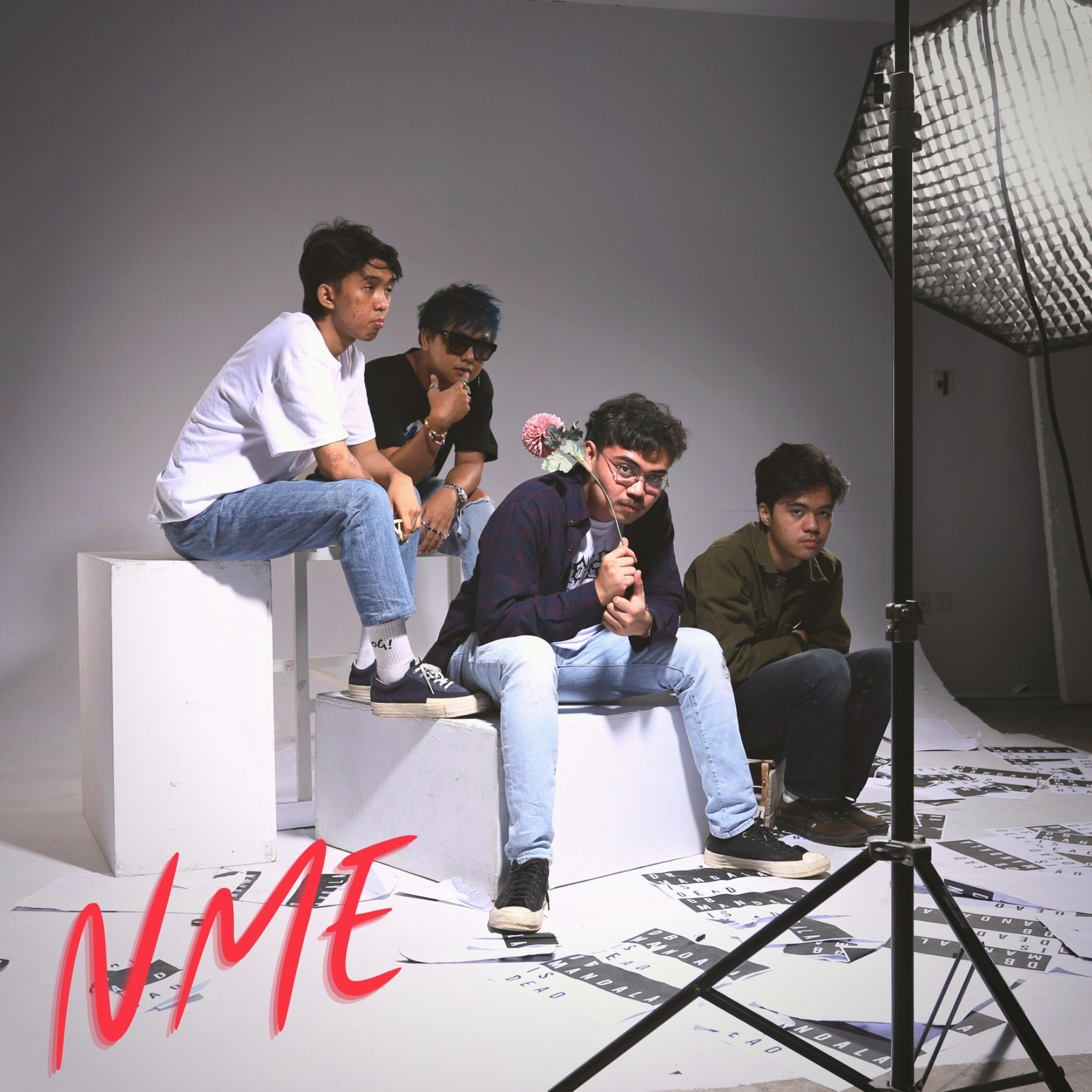 Постер альбома NME