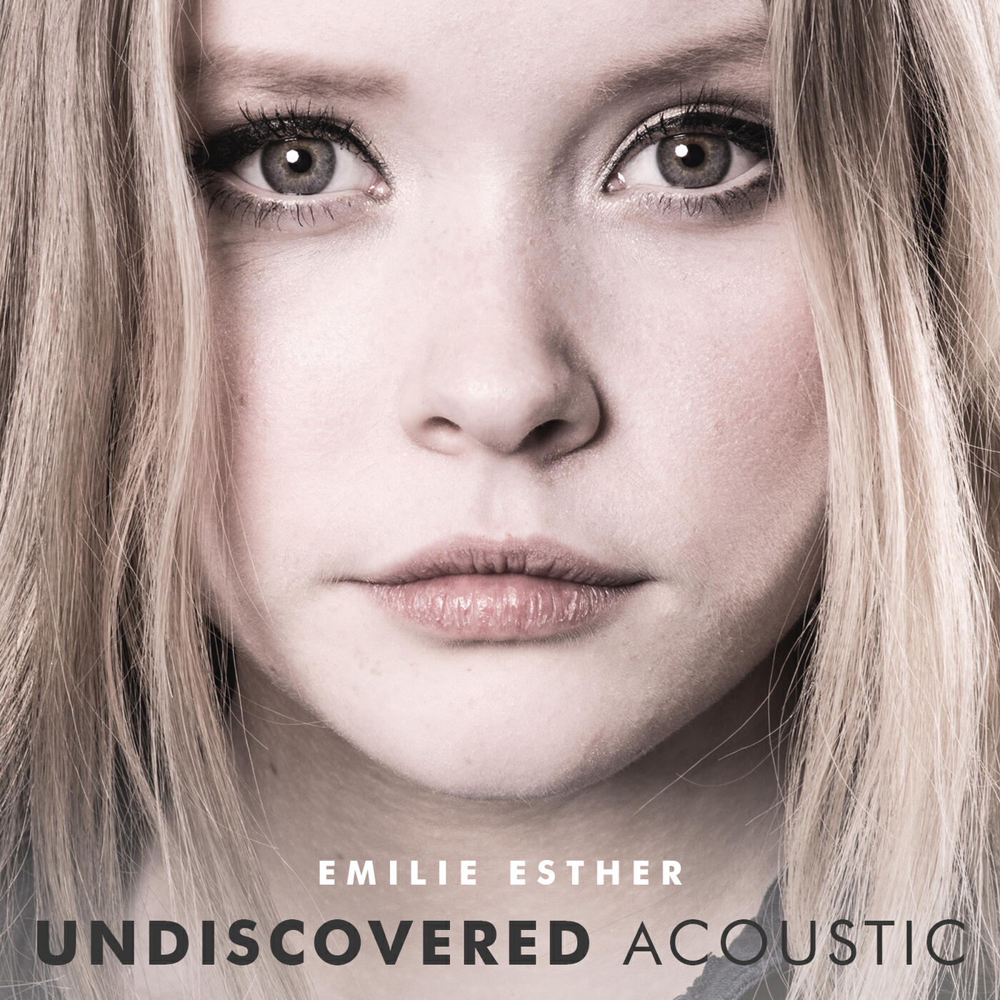 Emilie Esther - U N D I S C O V E R E D (Acoustic)