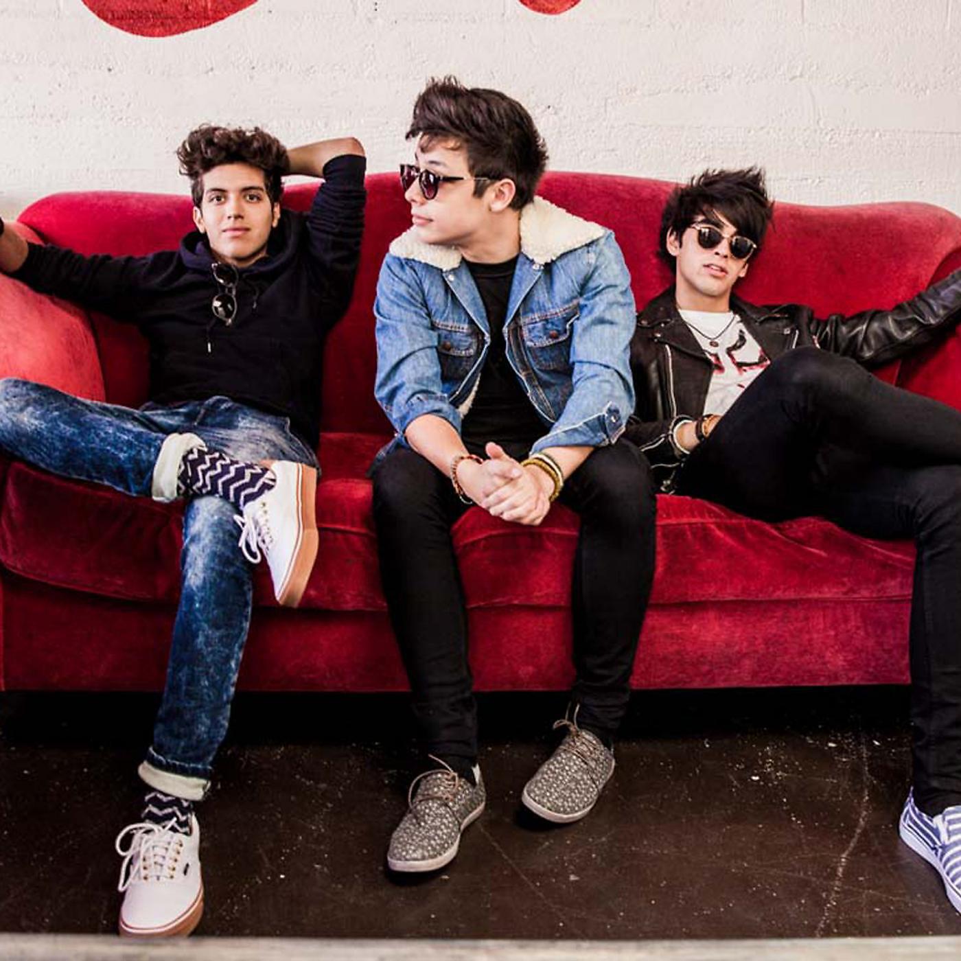Sonus Band - Stuck With You