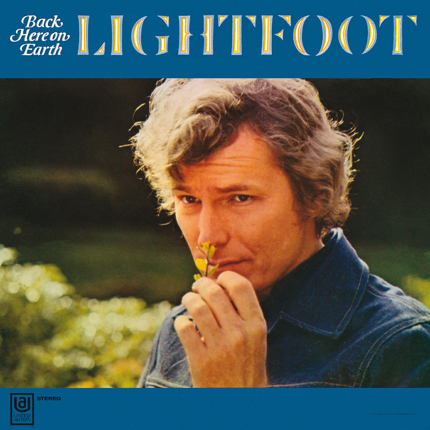 Gordon Lightfoot - The Circle Is Small