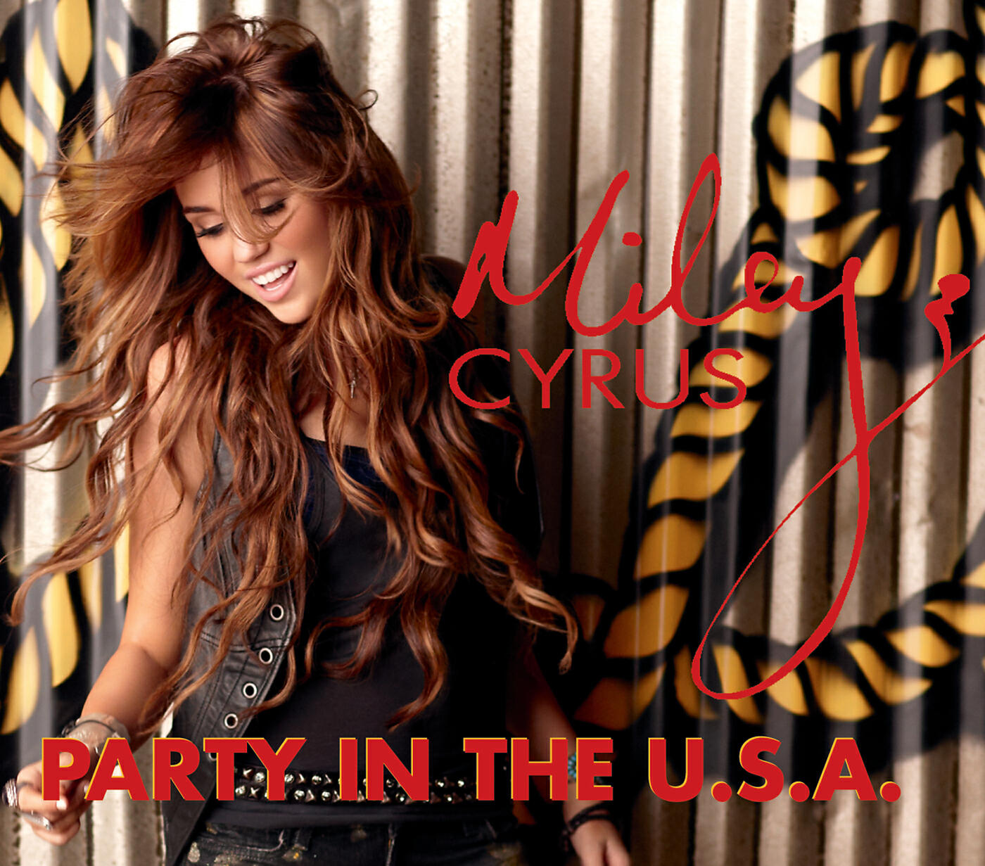 Майли сайрус в 12. Miley cyrus party in the u. Девушка с флагом сша. S. Miley cyrus party in the u.