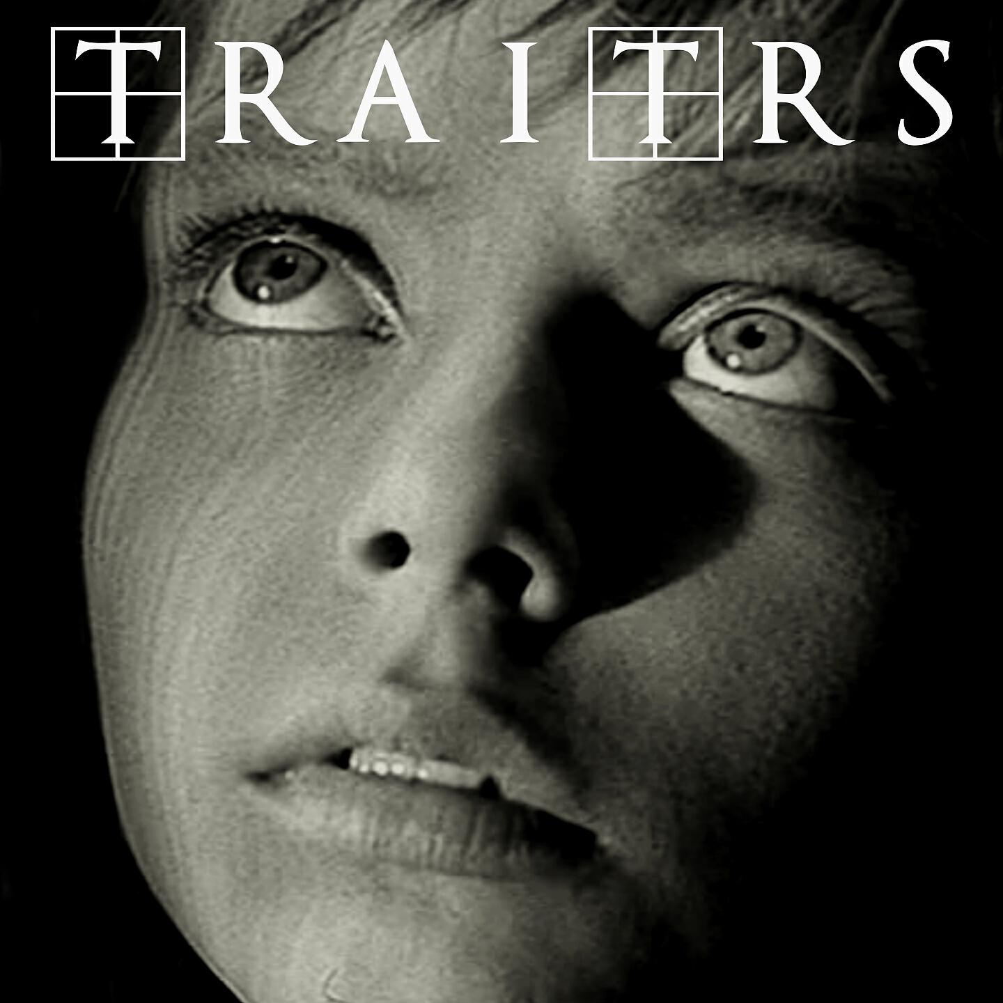 TRAITRS - Pale