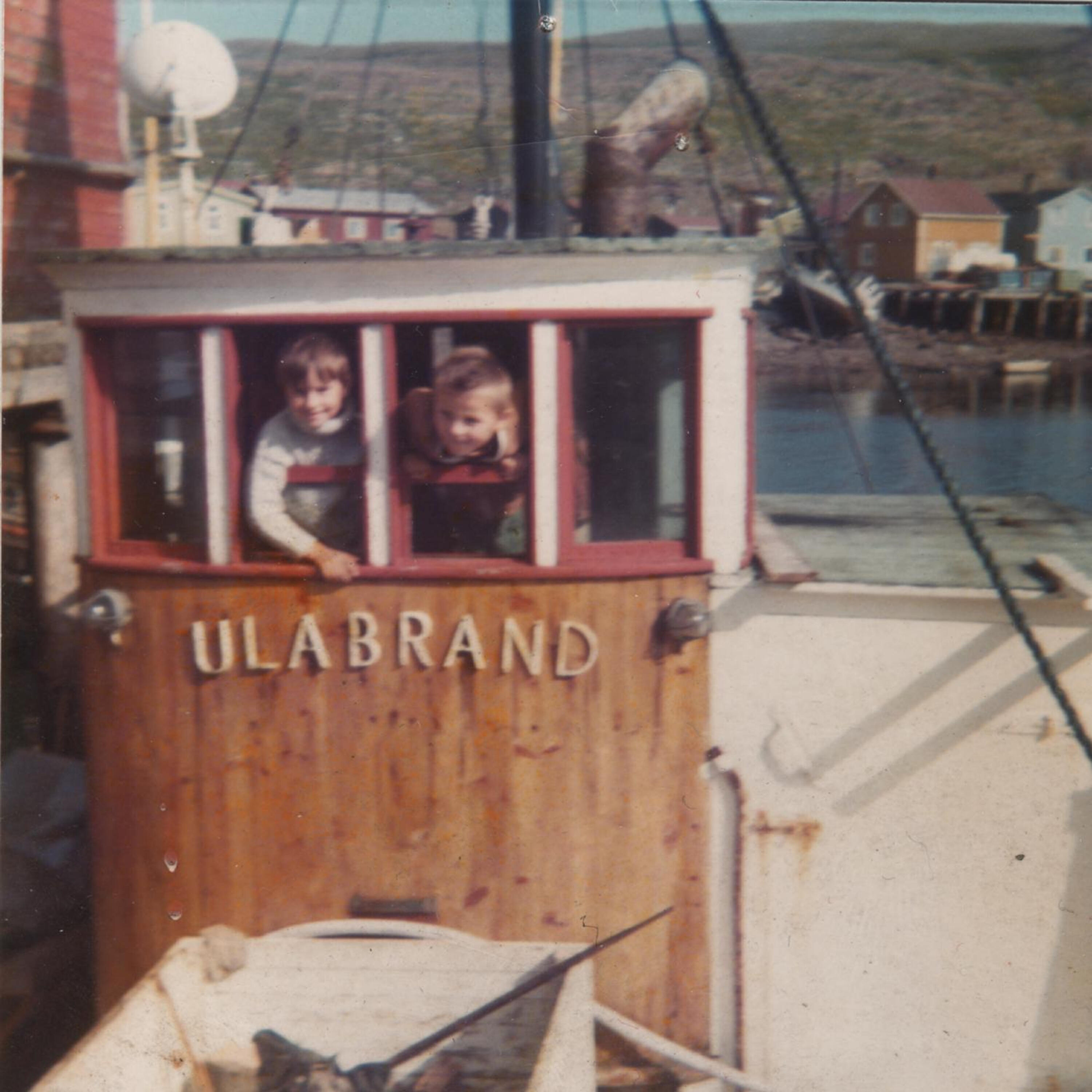 Ulabrand - Kors Og Liljer