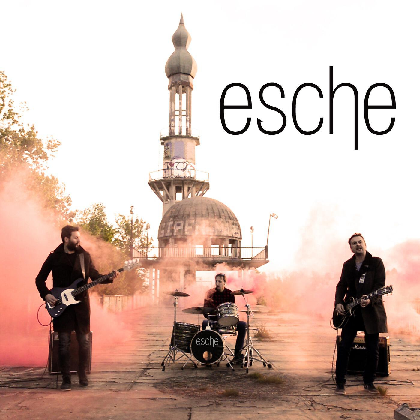 Esche - Volver