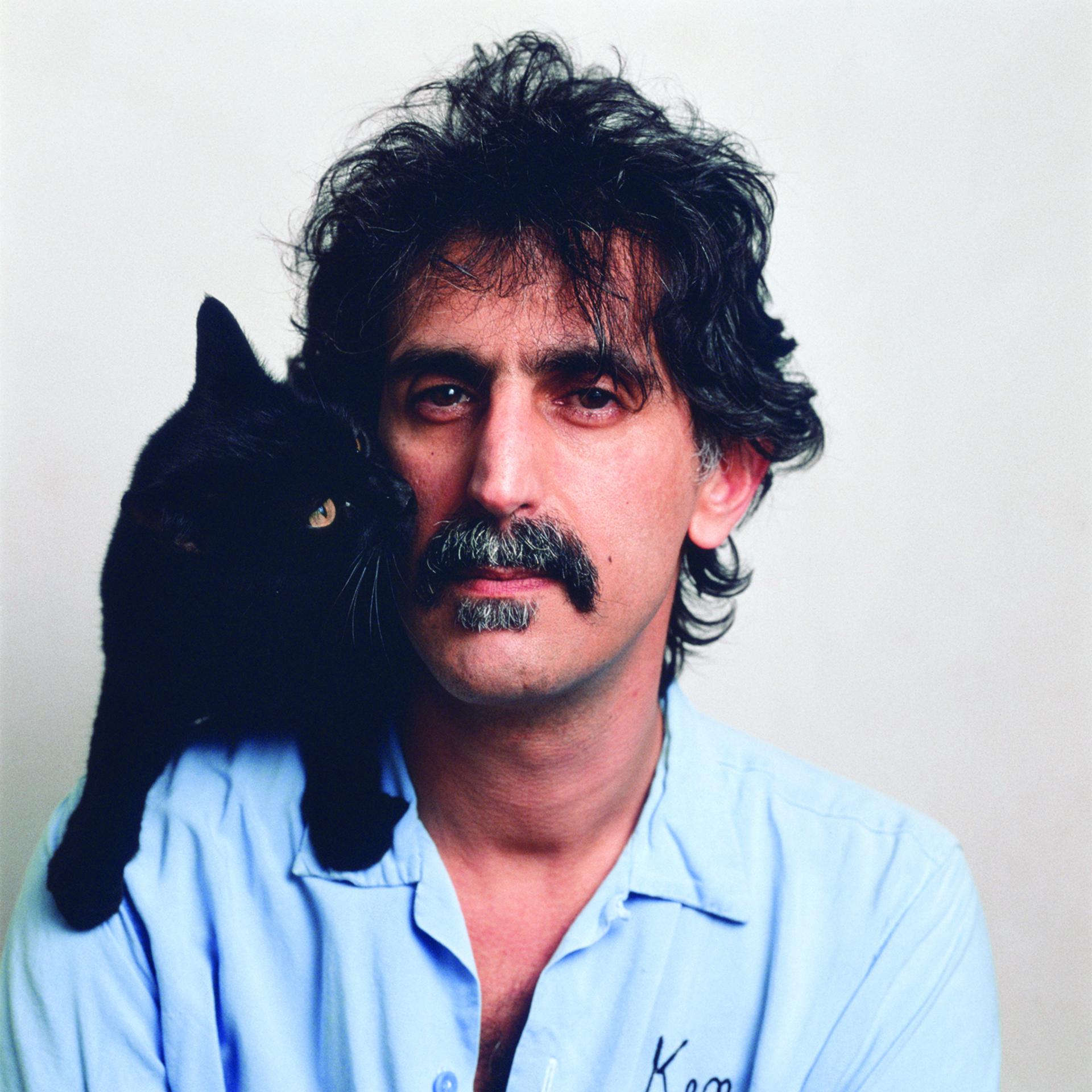Frank Zappa - фото
