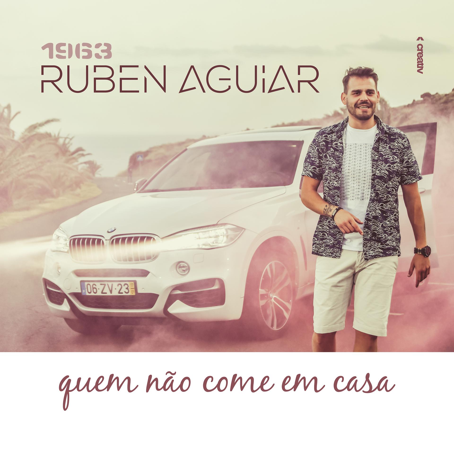Постер альбома Quem Não Come Em Casa