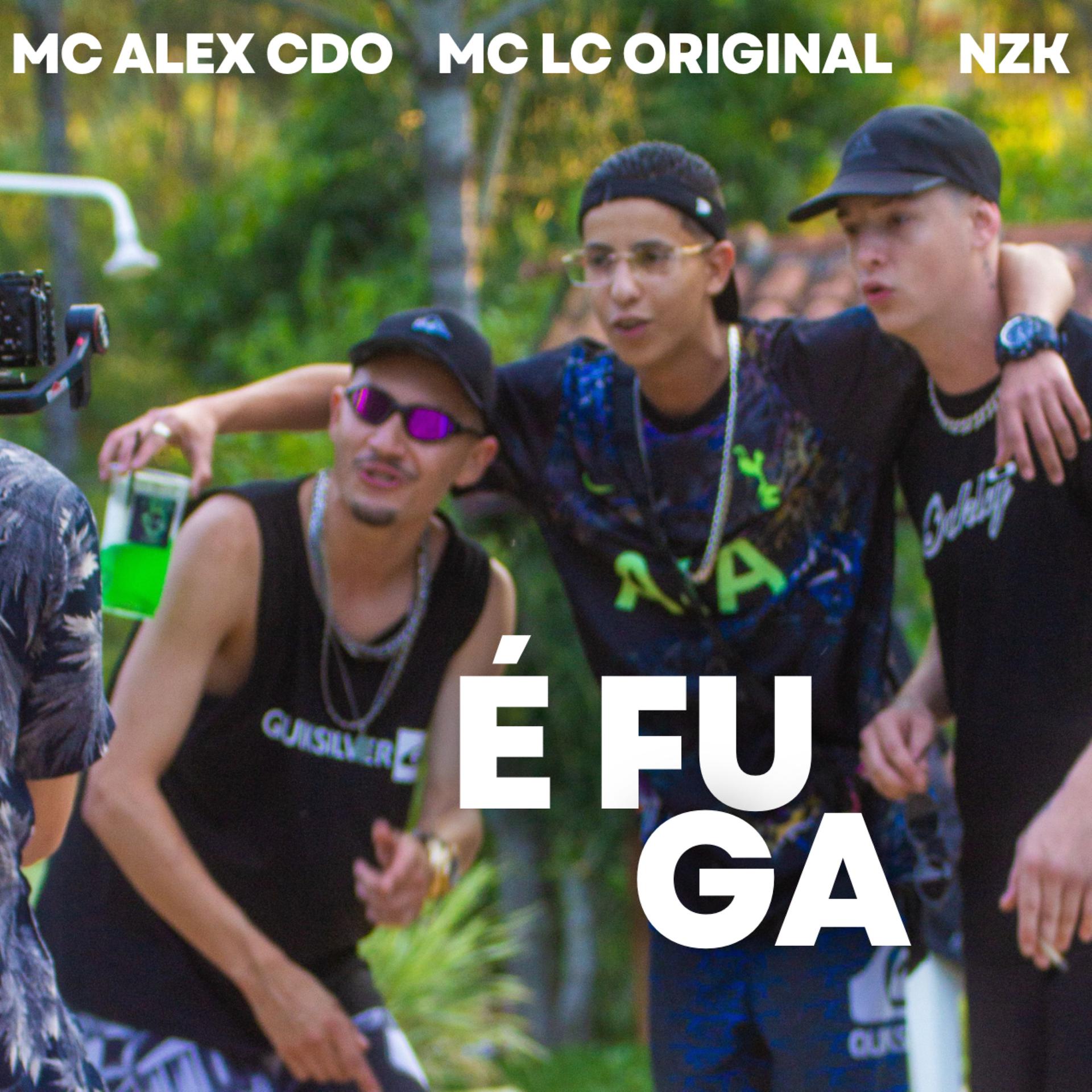 Постер альбома É Fuga
