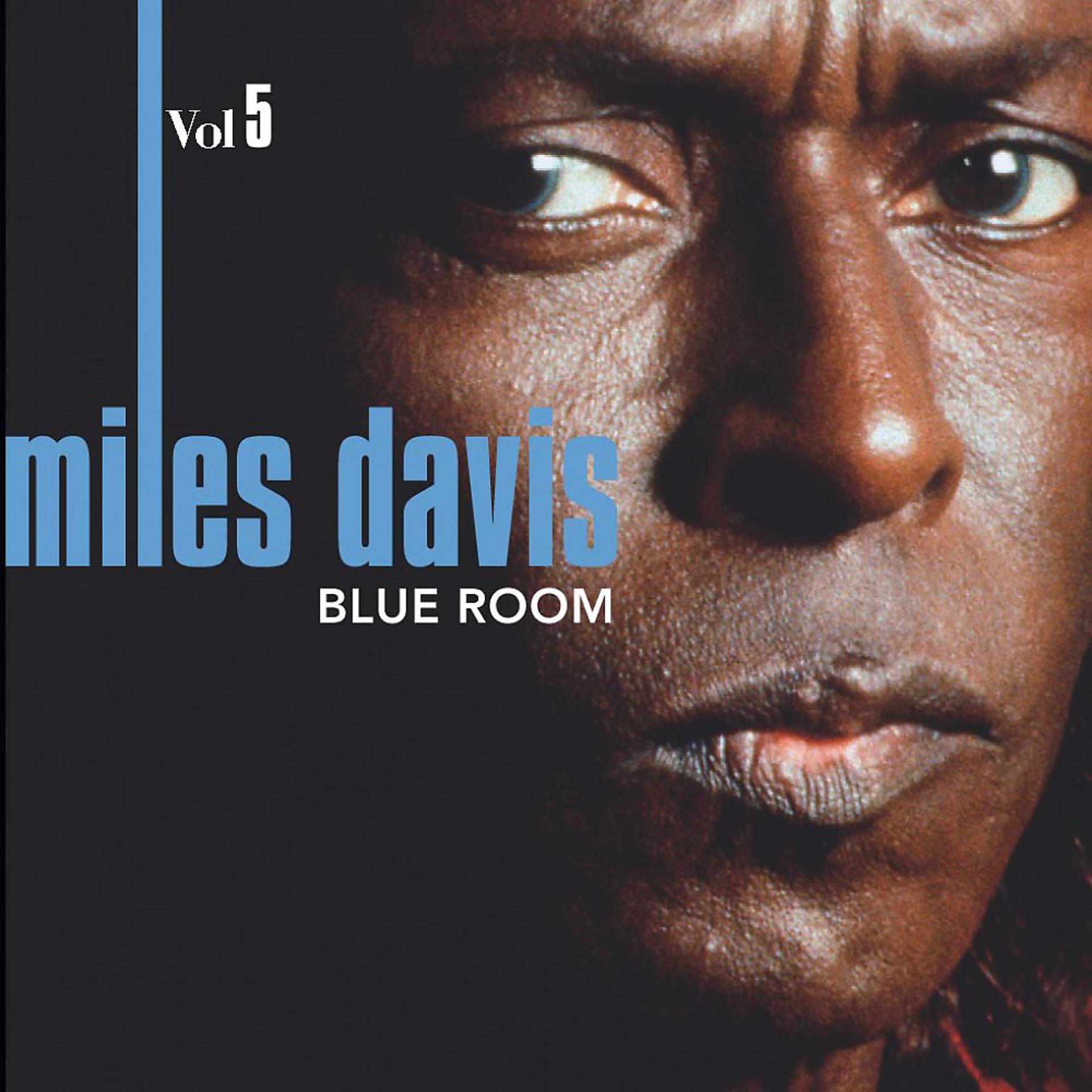 Постер альбома Miles Davis - Out of the Blue Vol. 5
